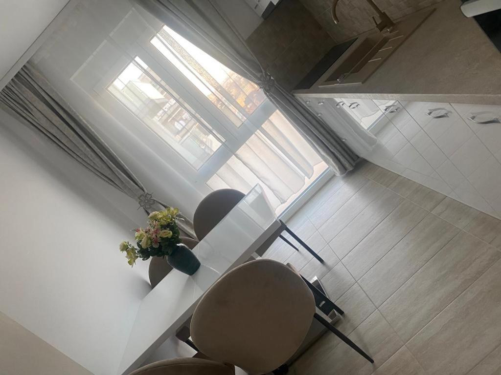 Dreamhill1 Apartment Орадеа Екстериор снимка